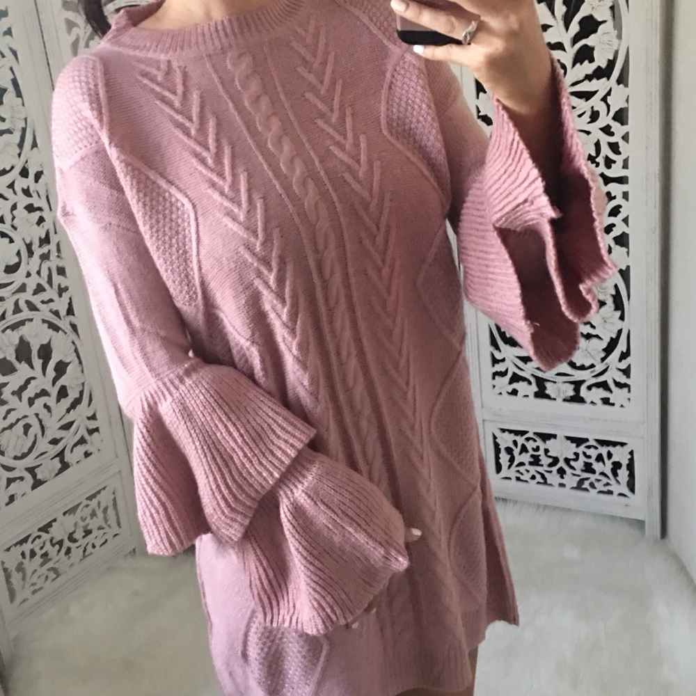 Sweater Dress with Tiered Sleeves - Picture 4 of 7